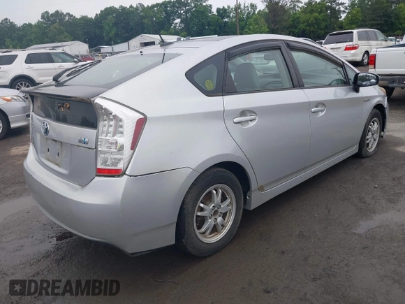 2010 Toyota Prius II z VIN JTDKN3DU4A0174731, wystawiony jako IAAI lot #42462738 z przebiegiem 181 862 mil mil oraz . Historia ofert i sprzedaży dostępna na DreamBid. Obrazek 4.