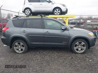 2011 Toyota RAV4 Sport with VIN JTMRF4DV6B5041306, listed as a IAAI auction lot 42017233 with 176,909 mi miles. Bid and sale history available at carsss.com. Image 13.