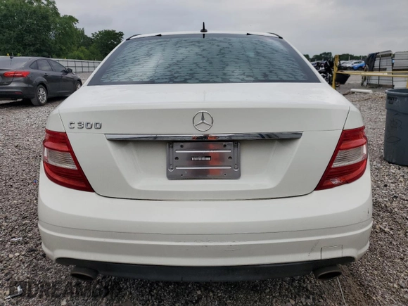 2009 Mercedes-Benz C 300 Sport z VIN WDDGF54X69R042463, wystawiony jako Copart lot #59370655 z przebiegiem 130 016 mil mil oraz Szkoda całkowita • Salvage title. Historia ofert i sprzedaży dostępna na DreamBid. Obrazek 6.
