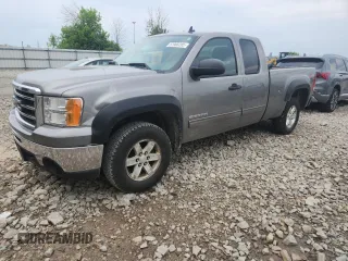 2013 GMC Sierra 1500 SLE z VIN 1GTR2VE74DZ305927, wystawiony jako Copart lot #57966285 z przebiegiem 170 543 mil mil oraz Czysty tytuł • Clean title. Historia ofert i sprzedaży dostępna na DreamBid. Obrazek 1.