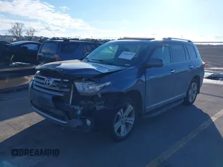 2012 Toyota Highlander Limited with VIN 5TDDK3EH3CS103443, listed as a IAAI auction lot 41686490 with 157,054 mi miles. Bid and sale history available at carsss.com. Image 18.