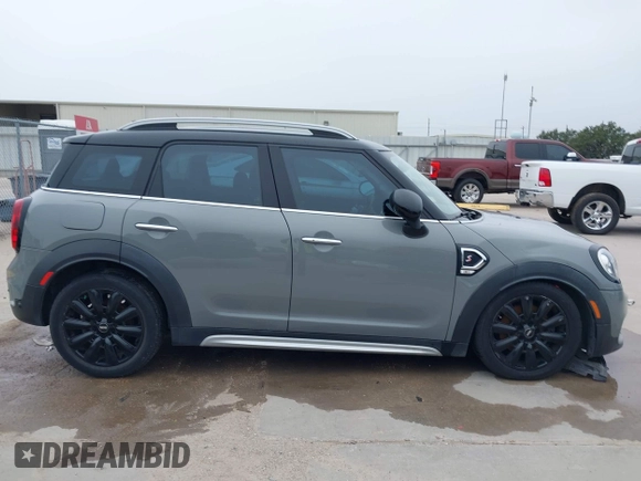 2018 MINI Countryman Cooper S z VIN WMZYT3C35J3E93291, wystawiony jako IAAI lot #41281432 z przebiegiem 58 774 mil mil oraz . Historia ofert i sprzedaży dostępna na DreamBid. Obrazek 13.