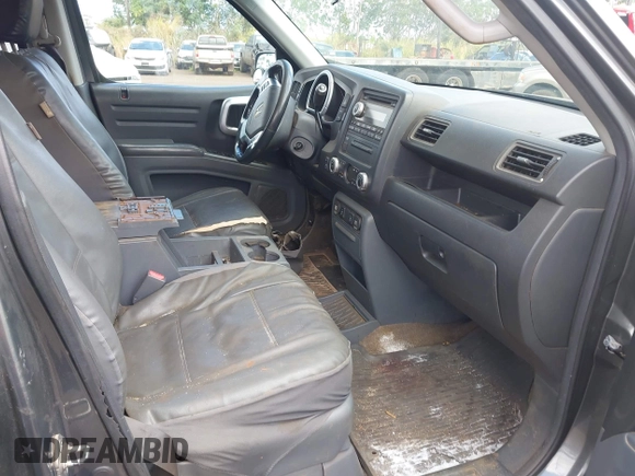 2008 Honda Ridgeline RTL z VIN 2HJYK16548H517715, wystawiony jako IAAI lot #41818060 z przebiegiem 239 399 mil mil oraz . Historia ofert i sprzedaży dostępna na DreamBid. Obrazek 5.