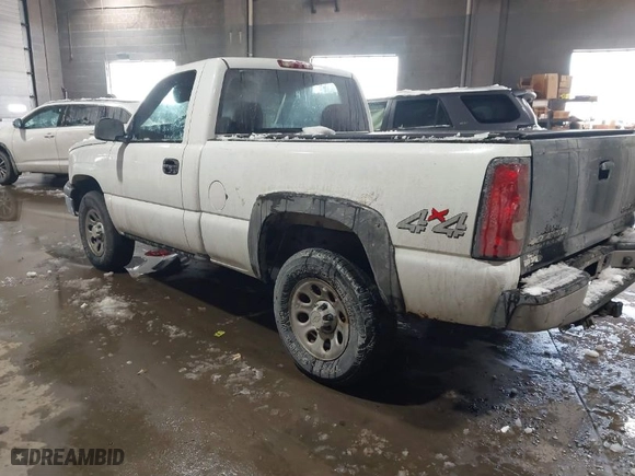 2007 Chevrolet Silverado 1500 Classic Work Truck with VIN 1GCEK14X17Z148323, listed as a IAAI auction lot 41605422 with 223,468 mi miles. Bid and sale history available at carsss.com. Image 3.