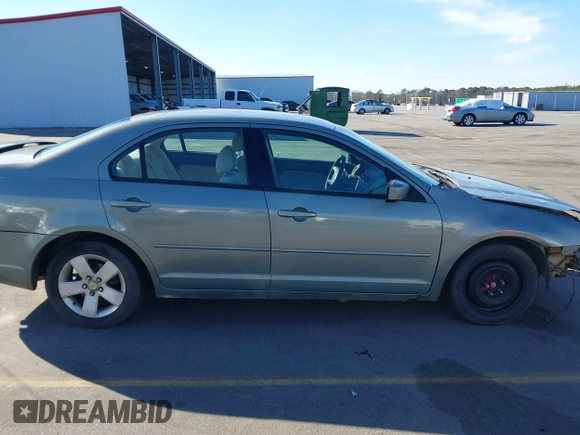 2008 Ford Fusion SE with VIN 3FAHP07198R157752, listed as a IAAI auction lot 41229136 with 270,715 mi miles and . Bid and sale history available at DreamBid. Image 14.