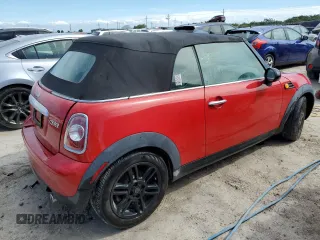 2015 MINI Convertible с VIN WMWZN3C53FT266957, выставлен на аукционе Copart как лот 74564094 с пробегом Не указан миль и На запчасти • Non repairable. История ставок и продаж доступна на DreamBid. Изображение 3.