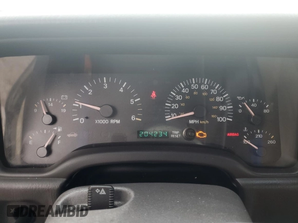 2000 Jeep Cherokee with VIN 1J4FF48S1YL174377, listed as a Copart auction lot 50032345 with 204,234 mi miles and Salvage title. Bid and sale history available at DreamBid. Image 9.