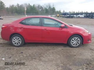 2018 Toyota Corolla L z VIN 2T1BURHE1JC003661, wystawiony jako IAAI lot #42109176 z przebiegiem 114 409 mil mil oraz . Historia ofert i sprzedaży dostępna na DreamBid. Obrazek 13.