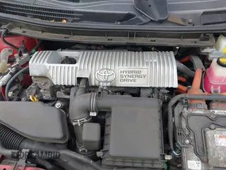 2011 Toyota Prius I with VIN JTDKN3DU6B0289624, listed as a IAAI auction lot 40030478 with 268,918 mi miles. Bid and sale history available at carsss.com. Image 10.