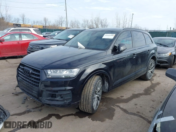2019 Audi Q7 Prestige with VIN WA1VAAF78KD041186, listed as a IAAI auction lot 41641100 with 157,210 mi miles. Bid and sale history available at carsss.com. Image 17.