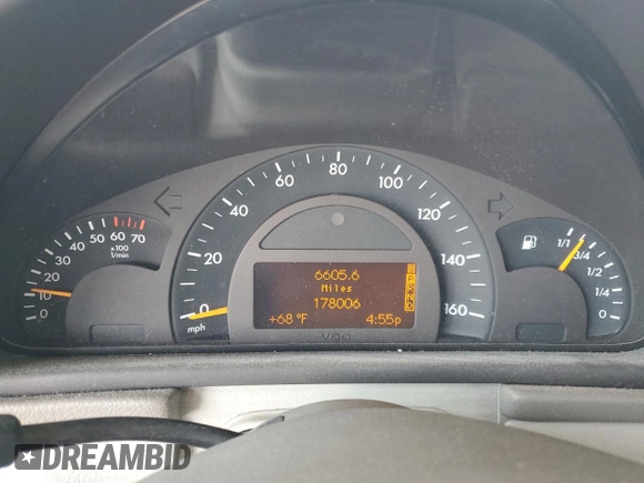 2002 Mercedes-Benz C 230/260/280/320 with VIN WDBRF64J32F266042, listed as a Copart auction lot 53196315 with 178,006 mi miles and Salvage title. Bid and sale history available at DreamBid. Image 9.