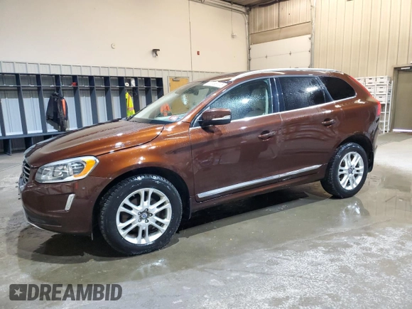 2015 Volvo XC60 T5 with VIN YV4612RK3F2677464, listed as a Copart auction lot 47988735 with 120,827 mi miles and Salvage Title. Bid and sale history available at carsss.com. Image 1.