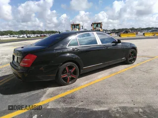 2007 Mercedes-Benz S 550 with VIN WDDNG71XX7A080228, listed as a IAAI auction lot 41972759 with Not Provided miles and . Bid and sale history available at DreamBid. Image 4.