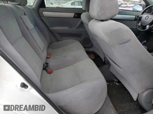 2006 Suzuki Forenza z VIN KL5JD56Z86K350488, wystawiony jako Copart lot #67422784 z przebiegiem 125 251 mil mil oraz Czysty tytuł • Clean title. Historia ofert i sprzedaży dostępna na DreamBid. Obrazek 10.
