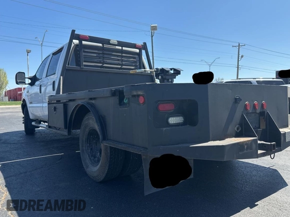2003 Ford F-350 with VIN 1FDWW37P93EC03534, listed as a Copart auction lot 50217135 with 123,606 mi miles and Clean title. Bid and sale history available at DreamBid. Image 3.
