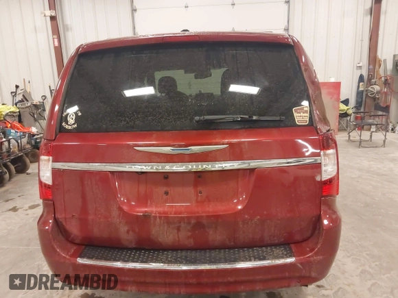 2015 Chrysler Town & Country Touring L with VIN 2C4RC1CG8FR525304, listed as a IAAI auction lot 41829438 with 125,587 mi miles and . Bid and sale history available at DreamBid. Image 16.