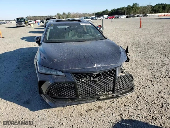 2019 Toyota Avalon XLE with VIN 4T1BZ1FB2KU009772, listed as a Copart auction lot 47158695 with 128,082 mi miles and Salvage Title. Bid and sale history available at carsss.com. Image 10.