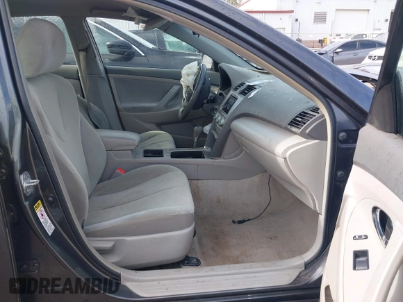 2009 Toyota Camry with VIN 4T1BE46K19U394667, listed as a IAAI auction lot 41543709 with Not Provided miles. Bid and sale history available at carsss.com. Image 5.