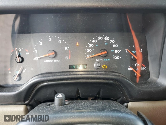 2004 Jeep Wrangler Sahara with VIN 1J4FA59SX4P791038, listed as a Copart auction lot 56154455 with 193,693 mi miles and Salvage title. Bid and sale history available at DreamBid. Image 9.