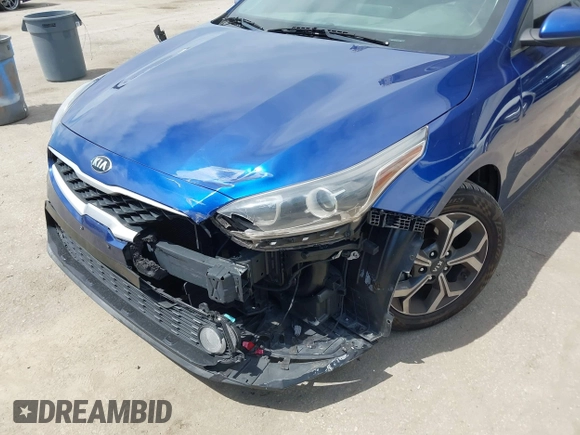 2019 Kia Forte LXS with VIN 3KPF24AD0KE117228, listed as a IAAI auction lot 42014637 with 88,681 mi miles and . Bid and sale history available at carsss.com. Image 18.