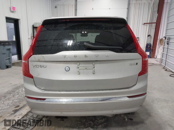 2024 Volvo XC90 with VIN YV4062PK6R1161703, listed as a IAAI auction lot 41648198 with 20,676 mi miles and . Bid and sale history available at DreamBid. Image 16.