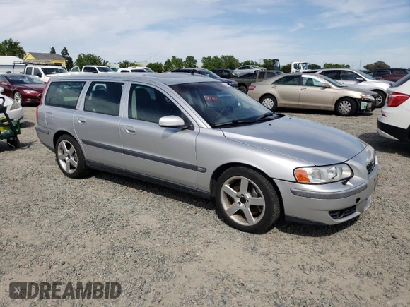 2004 Volvo V70 с VIN YV1SJ52Y142408677, выставлен на аукционе Copart как лот 52483735 с пробегом 187 532 миль миль и Чистый • Clean title. История ставок и продаж доступна на DreamBid. Изображение 4.