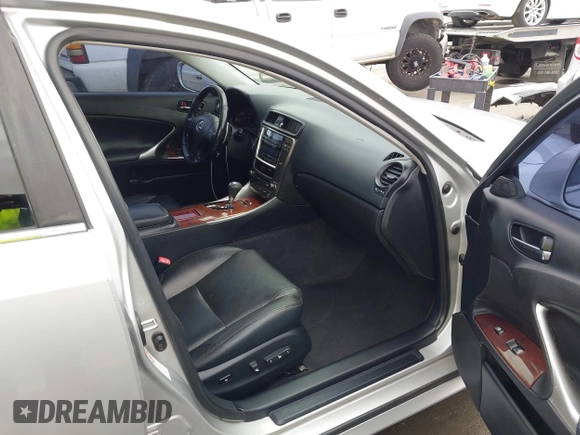 2007 Lexus IS with VIN JTHBK262472028565, listed as a IAAI auction lot 42096347 with 159,278 mi miles. Bid and sale history available at carsss.com. Image 5.