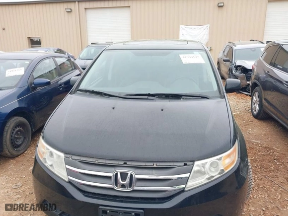 2013 Honda Odyssey EX-L with VIN 5FNRL5H68DB027412, listed as a IAAI auction lot 41944147 with 182,303 mi miles. Bid and sale history available at carsss.com. Image 12.
