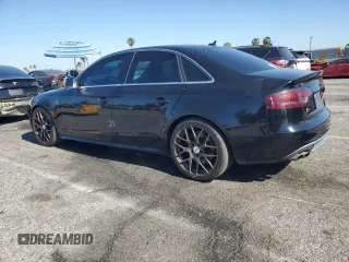 2010 Audi S4 Premium Plus z VIN WAUBGAFL4AA175033, wystawiony jako Copart lot #58082735 z przebiegiem 126 529 mil mil oraz Tytuł czysty. Historia ofert i sprzedaży dostępna na DreamBid. Obrazek 2.