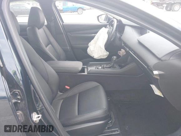 2021 Mazda 3 Select с VIN JM1BPBBL3M1334417, выставлен на аукционе IAAI как лот 42296677 с пробегом 37 142 миль миль и . История ставок и продаж доступна на DreamBid. Изображение 5.
