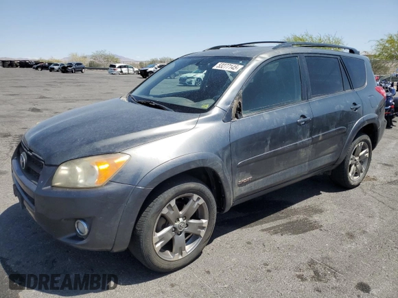 2011 Toyota RAV4 Sport z VIN JTMRK4DV0B5098869, wystawiony jako Copart lot #53277145 z przebiegiem 184 885 mil mil oraz Szkoda całkowita • Salvage title. Historia ofert i sprzedaży dostępna na DreamBid. Obrazek 1.