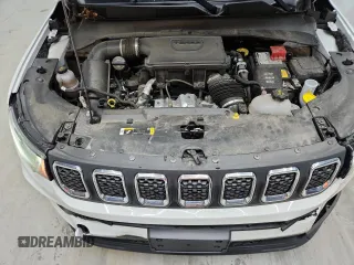 2024 Jeep Compass Latitude z VIN 3C4NJDBN3RT606699, wystawiony jako Copart lot #64117515 z przebiegiem 40 130 mil mil oraz Czysty tytuł • Clean title. Historia ofert i sprzedaży dostępna na DreamBid. Obrazek 11.