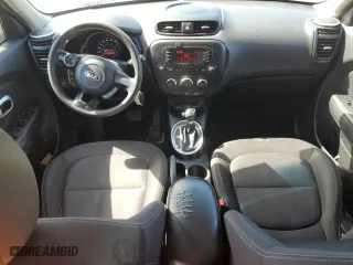 2015 Kia Soul with VIN KNDJN2A29F7167894, listed as a Copart auction lot 50533555 with 211,620 mi miles and Clean Title. Bid and sale history available at carsss.com. Image 8.