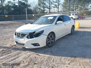 2016 Nissan Altima 2.5 SL with VIN 1N4AL3AP5GC262054, listed as a IAAI auction lot 41626450 with 147,226 mi miles. Bid and sale history available at carsss.com. Image 2.