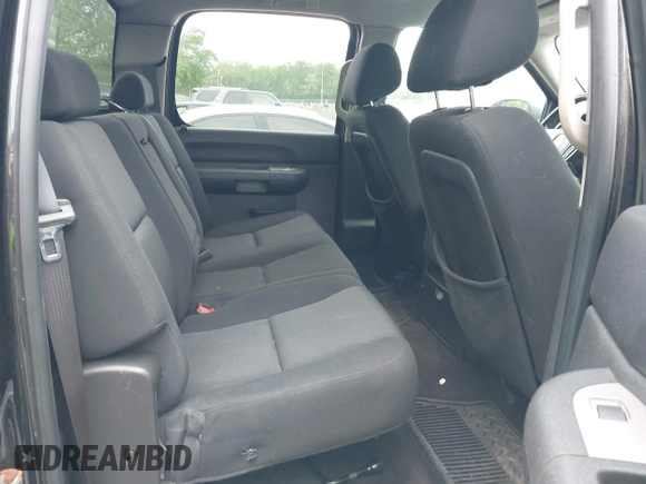 2010 Chevrolet Silverado 1500 LT with VIN 3GCRKSE33AG290425, listed as a IAAI auction lot 42193206 with 243,880 mi miles and . Bid and sale history available at DreamBid. Image 8.