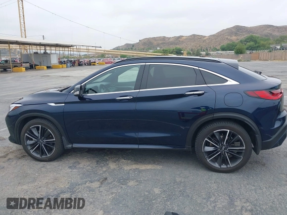 2022 Infiniti QX55 Luxe z VIN 3PCAJ5J32NF112458, wystawiony jako IAAI lot #42419908 z przebiegiem 85 557 mil mil oraz . Historia ofert i sprzedaży dostępna na DreamBid. Obrazek 14.