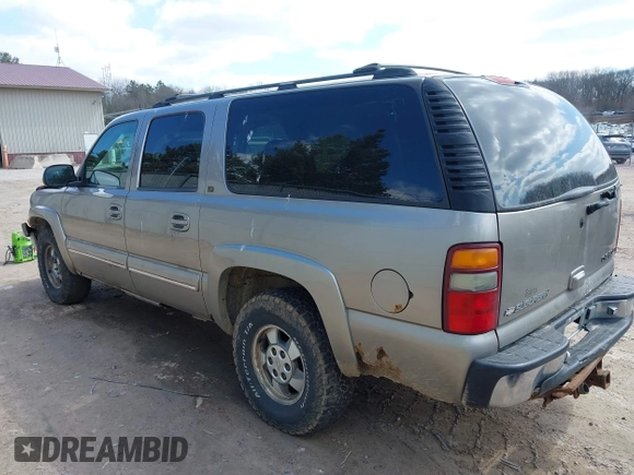 2002 Chevrolet Suburban LS with VIN 1GNFK16Z42J120730, listed as a IAAI auction lot 42021233 with 175,127 mi miles. Bid and sale history available at carsss.com. Image 3.