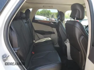 2018 Lincoln MKC Select with VIN 5LMCJ2D9XJUL21755, listed as a Copart auction lot 60058885 with 67,945 mi miles and Salvage title. Bid and sale history available at DreamBid. Image 11.