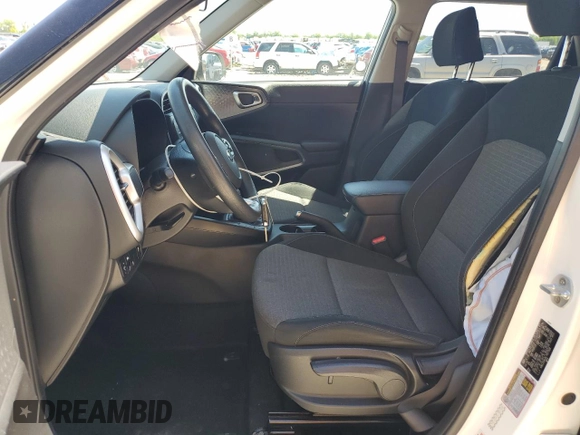 2020 Kia Soul LX with VIN KNDJ23AUXL7057528, listed as a Copart auction lot 51939754 with 84,122 mi miles and Salvage Title. Bid and sale history available at carsss.com. Image 7.