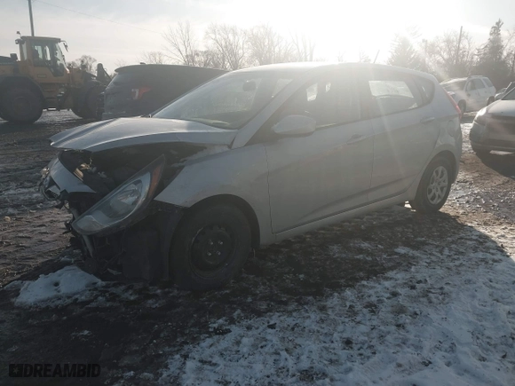 2014 Hyundai Accent GS with VIN KMHCT5AEXEU167098, listed as a IAAI auction lot 41552742 with 48,645 mi miles. Bid and sale history available at carsss.com. Image 2.
