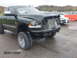 2016 Ram 2500 SLT with VIN 3C6UR5DL9GG307513, listed as a IAAI auction lot 40840976 with 249,047 mi miles. Bid and sale history available at carsss.com. Image 19.