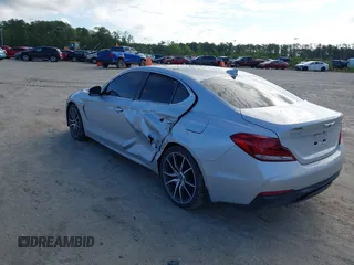2019 Genesis G70 2.0T Advanced with VIN KMTG44LA2KU029902, listed as a IAAI auction lot 41977468 with 43,365 mi miles. Bid and sale history available at carsss.com. Image 3.
