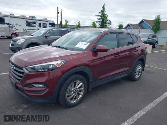2016 Hyundai Tucson SE z VIN KM8J3CA47GU211841, wystawiony jako IAAI lot #42465483 z przebiegiem 140 666 mil mil oraz . Historia ofert i sprzedaży dostępna na DreamBid. Obrazek 2.