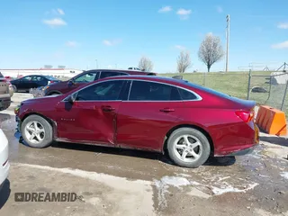 2016 Chevrolet Malibu LS z VIN 1G1ZB5ST0GF220793, wystawiony jako IAAI lot #41813458 z przebiegiem 83 315 mil mil oraz . Historia ofert i sprzedaży dostępna na DreamBid. Obrazek 15.