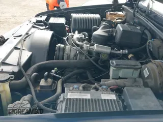 1999 Chevrolet Tahoe с VIN 1GNEC13R7XJ570926, выставлен на аукционе IAAI как лот 42851932 с пробегом 207 816 миль миль и . История ставок и продаж доступна на DreamBid. Изображение 12.