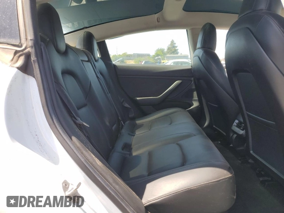 2019 Tesla Model 3 Mid Range with VIN 5YJ3E1EA3KF425125, listed as a Copart auction lot 56072995 with 105,345 mi miles and Salvage Title. Bid and sale history available at DreamBid. Image 10.