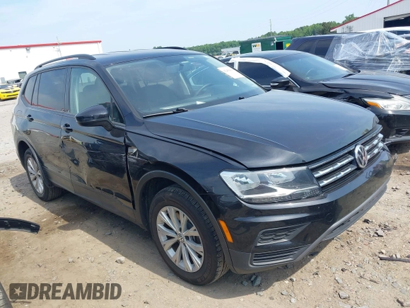 2020 Volkswagen Tiguan S with VIN 3VV1B7AX1LM086019, listed as a IAAI auction lot 42458434 with 114,413 mi miles and . Bid and sale history available at DreamBid. Image 1.
