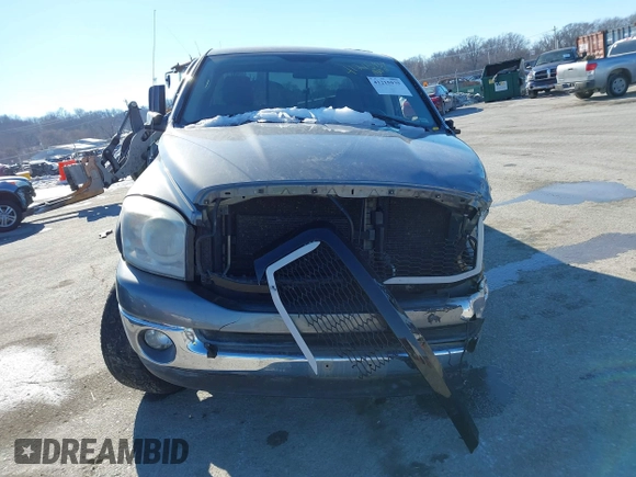 2007 Dodge 1500 SLT with VIN 1D7HU18207J523662, listed as a IAAI auction lot 41215939 with 250,725 mi miles. Bid and sale history available at carsss.com. Image 13.