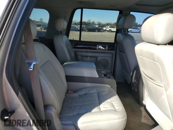 2006 Lincoln Navigator Luxury with VIN 5LMFU28516LJ16740, listed as a Copart auction lot 80648143 with 215,064 mi miles and Salvage Title. Bid and sale history available at carsss.com. Image 11.