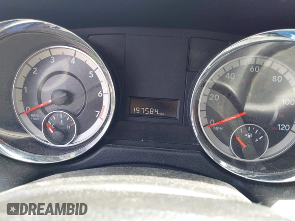 2018 Dodge Grand Caravan SXT with VIN 2C4RDGCG1JR324739, listed as a IAAI auction lot 42230796 with 197,584 mi miles and . Bid and sale history available at DreamBid. Image 7.